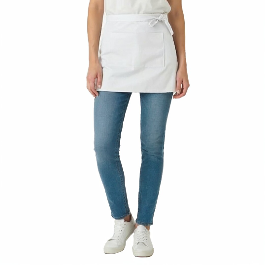 freepik__photo-a-woman-wearing-a-white-halfapron-tied-at-th__27033